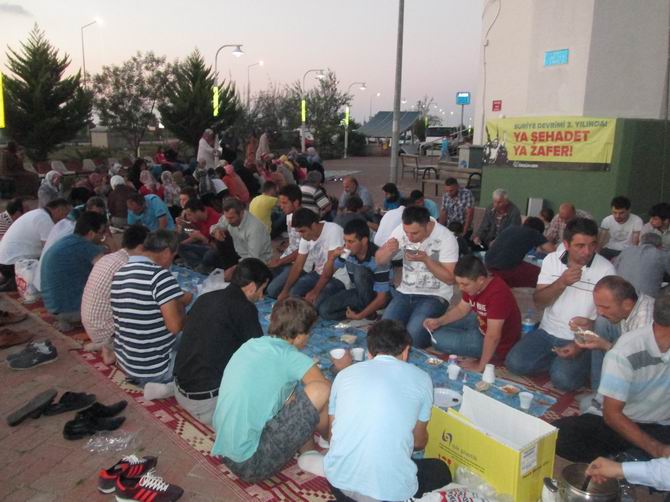 eynesil-iftar-20130802-5.jpg