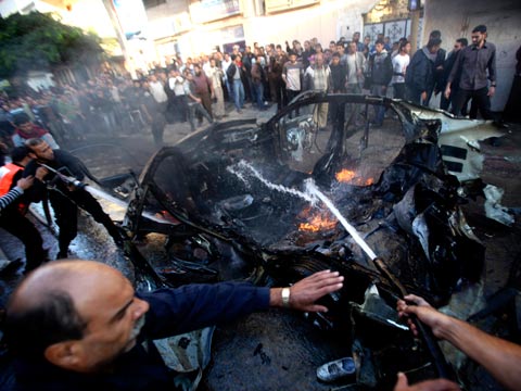 İsrail Gazzeyi Vurdu; Kassam Komutanı da Şehitler Arasında! 3