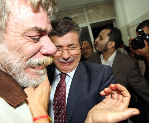 Ahmet Davutoğlu, Gazzede Gözyaşlarını Tutamadı! 6