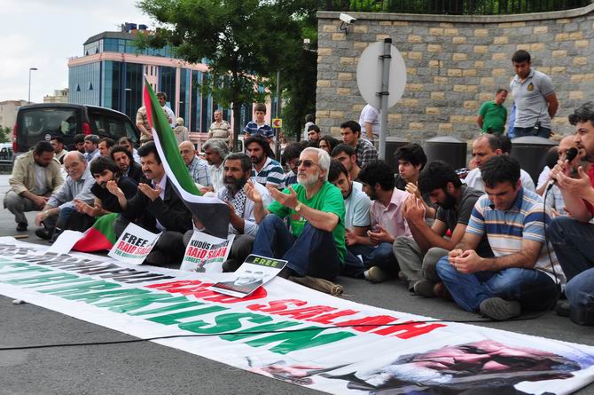 Raid Salah İçin Özgürlük Eylemi 11
