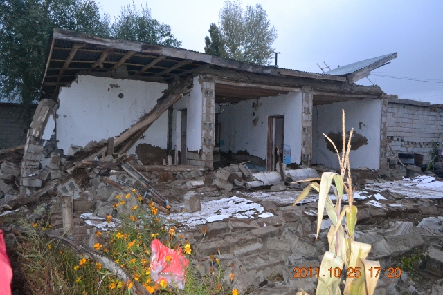 Yaşar Yüzer'in Objettifinden Deprem 20