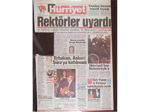 28 Şubat’ta Darbeci Medyanın Manşetleri 12