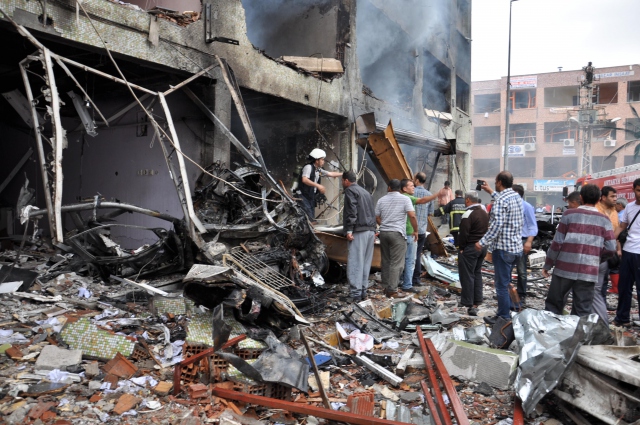 Reyhanlı'da Patlama Meydana Geldi: 43 Ölü 12
