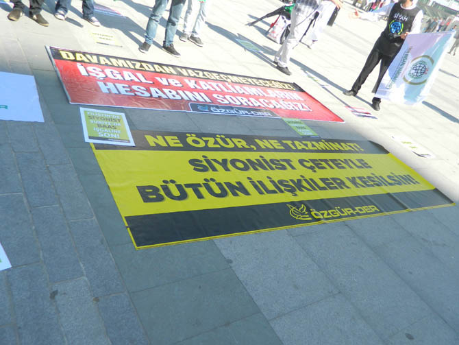 Çağlayan Adliyesi Önünde Mavi Marmara Eylemi 1