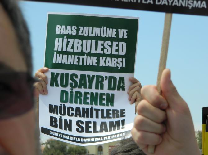 Fatih Camii’nde Protesto:  “Katil İran, Katil Hizbullah” 20