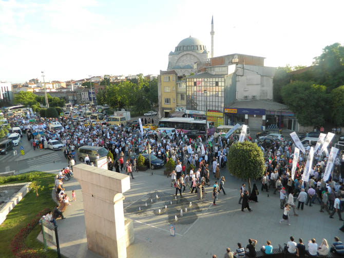 On Binler Fatih’te Kudüs ve Mavi Marmara İçin Yürüyor 19