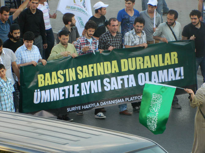 On Binler Fatih’te Kudüs ve Mavi Marmara İçin Yürüyor 22