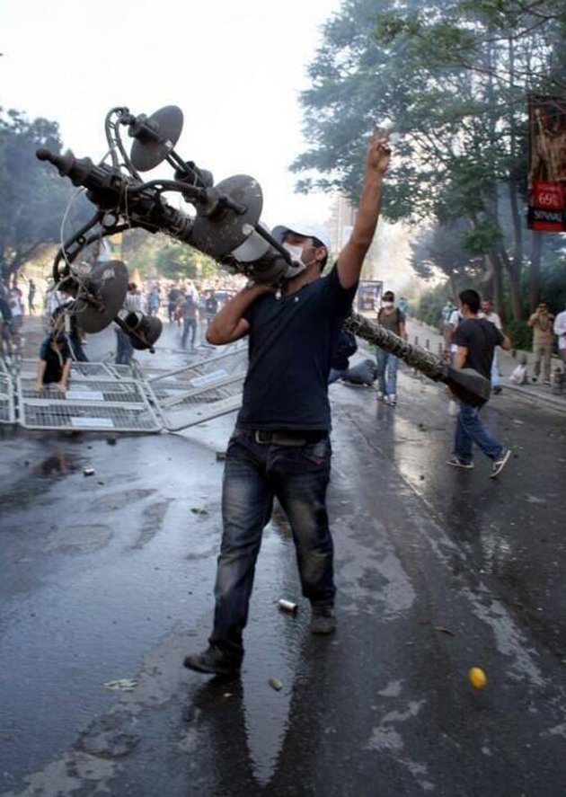 Taksim Eyleminden Geriye Kalanlar 2