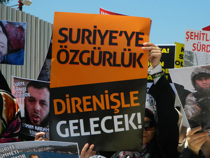 Suriye Şehidi Bahtiyar İçin Fatih’te Cenaze Namazı 2