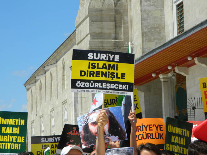 Suriye Şehidi Bahtiyar İçin Fatih’te Cenaze Namazı 9