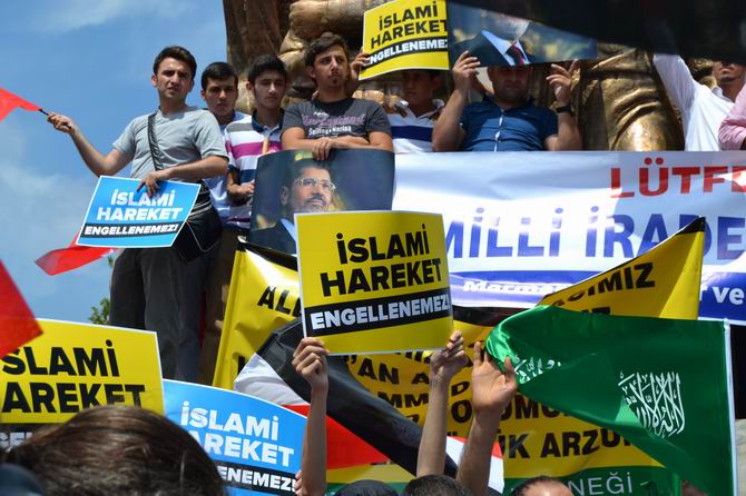 İstanbul'dan Mısır İslami Hareketine Destek Yürüyüşü 17