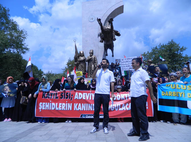 Fatih'te Binler Mısır Katliamını Lanetledi 30