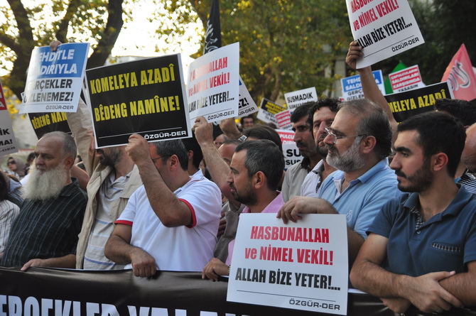 Özgür-Der'e Yapılan Saldırılar Protesto Edildi 24