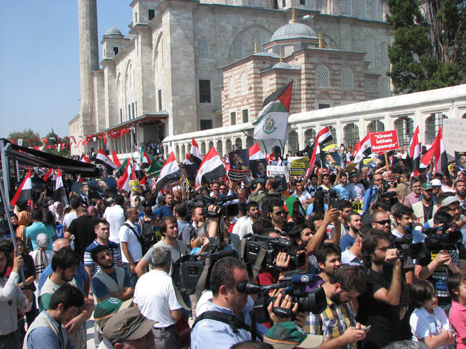 Mısır'daki Katliam Fatih Camii'nde Protesto Edildi 1