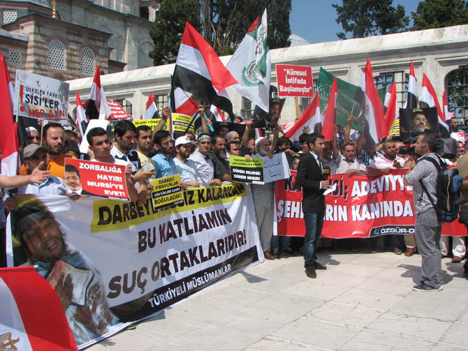 Mısır'daki Katliam Fatih Camii'nde Protesto Edildi 3