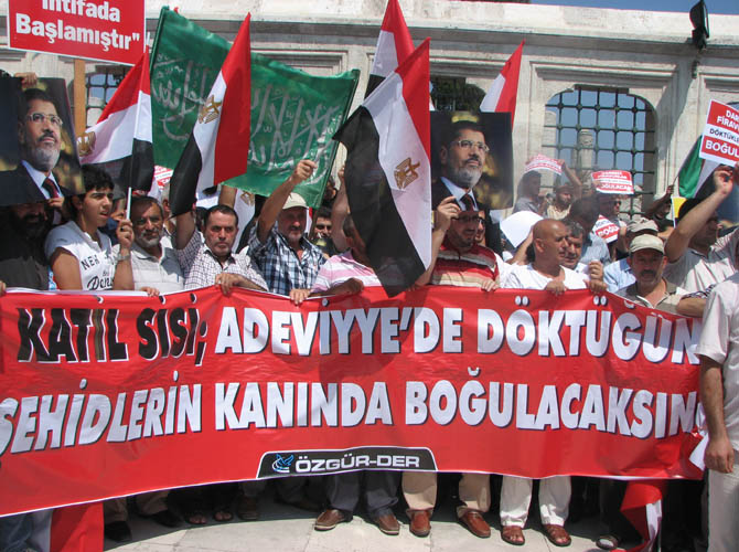 Mısır'daki Katliam Fatih Camii'nde Protesto Edildi 4