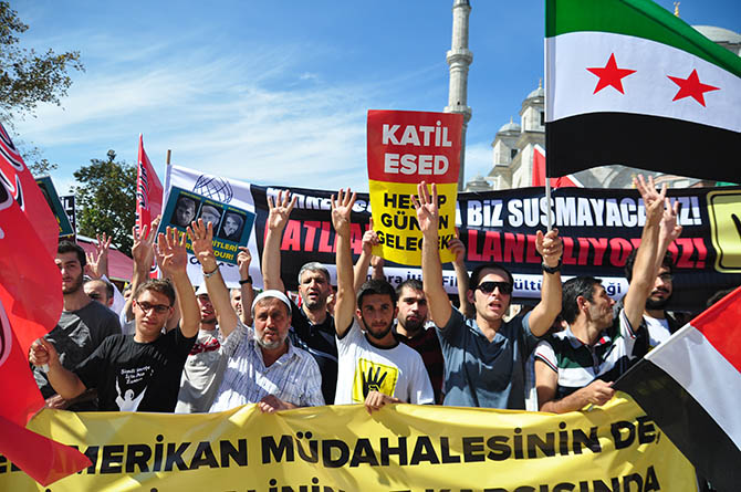 Fatih Camii'nde Mısır ve Suriye Eylemi Yapıldı 35