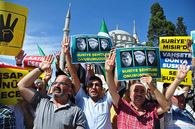Fatih Camii'nde Mısır ve Suriye Eylemi Yapıldı 36