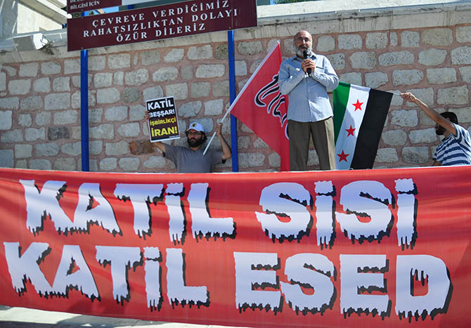 Fatih Camii’nde ABD, Rusya ve İran Protestosu 26