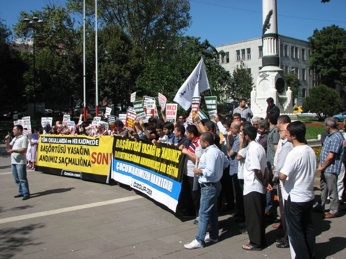"Andımız Kaldırılsın!" Eylemlerinden... 12