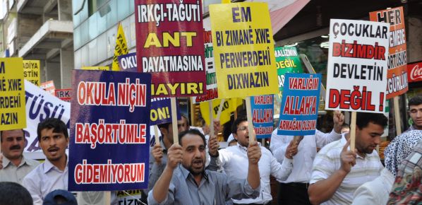 "Andımız Kaldırılsın!" Eylemlerinden... 13