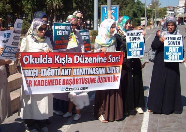 "Andımız Kaldırılsın!" Eylemlerinden... 16