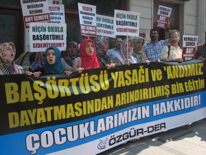 "Andımız Kaldırılsın!" Eylemlerinden... 4