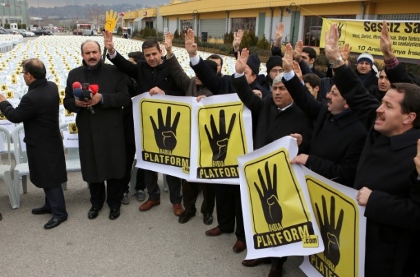 Rabia Platformu'ndan “Sessiz Sandalye” Eylemi 3