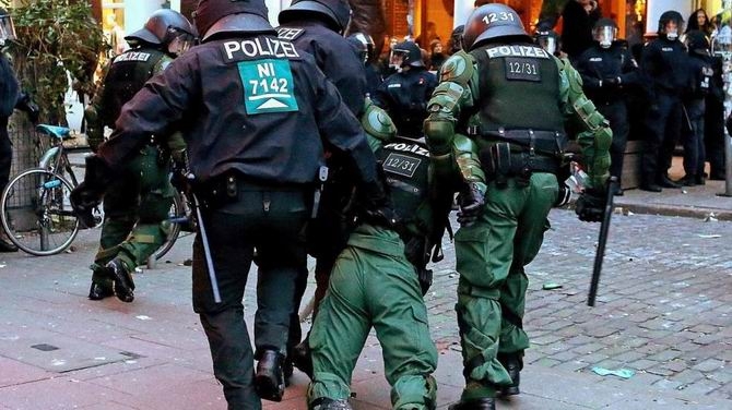 İstanbul ve Hamburg’ta “Gezi”nmek 23