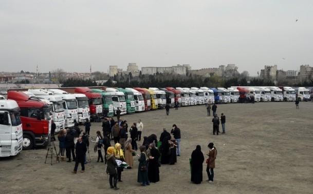 229 Yardım Tırı Suriye Yolunda 2
