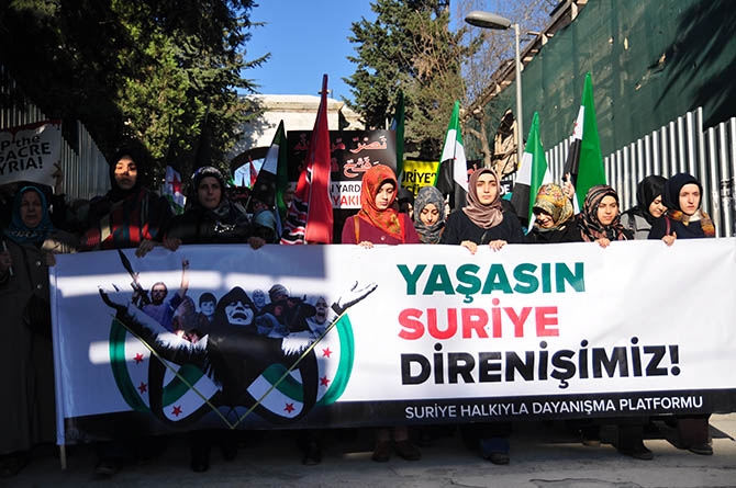 3 Yıldır Direnen Suriye İçin Fatih’te Yürüyüş 1