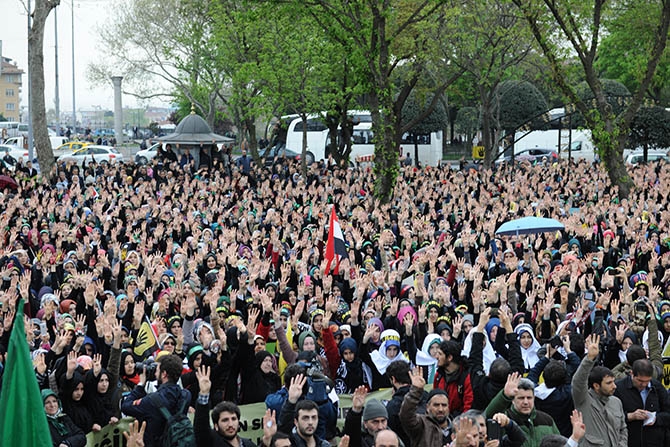 Fatih’te Binler Mısırlı Kardeşlerimiz İçin Yürüdü 27