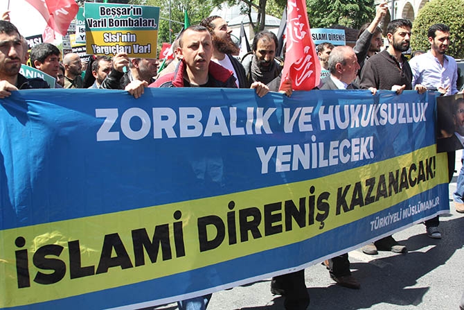 Şehzadebaşı'ndan Beyazıt'a Mısır'a Destek Yürüyüşü 11
