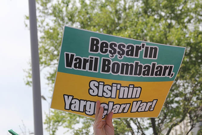 Şehzadebaşı'ndan Beyazıt'a Mısır'a Destek Yürüyüşü 24