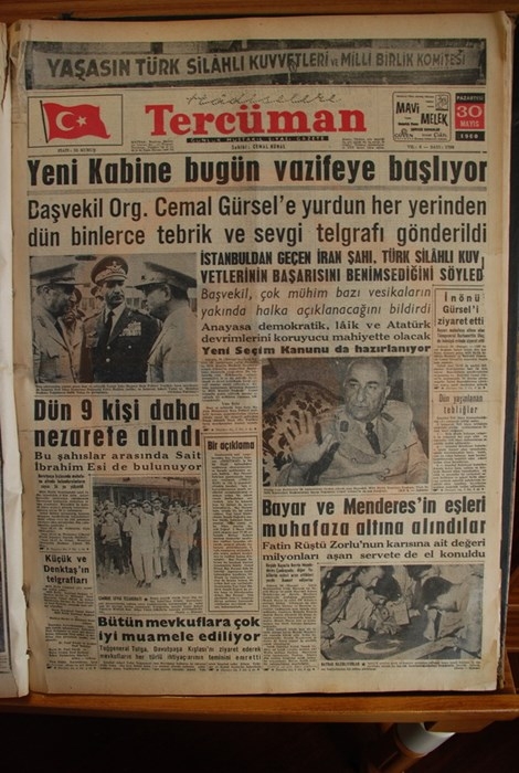 Menderes'i İdama Götüren Darbeci Manşetler 31