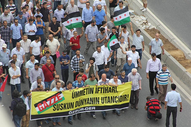 Fatih’te Binlerce Kişi Gazze Direnişini Selamladı 5