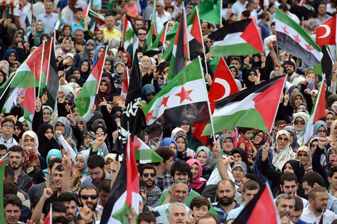 Siyonist Vahşet Eminönü Meydanında Lanetlendi! 34