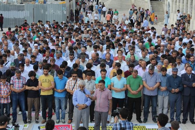 Ahrar Şehitleri İçin Fatih’te Gıyabi Cenaze Namazı 2
