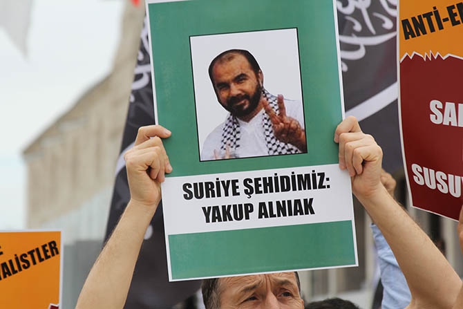 ABD Saldırıları Fatih Camii’nde Protesto Edildi 14