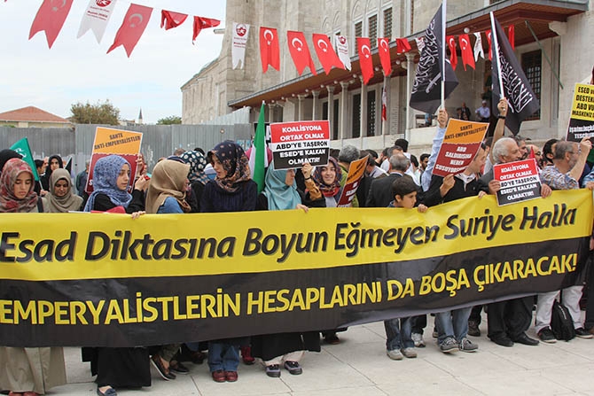 ABD Saldırıları Fatih Camii’nde Protesto Edildi 6