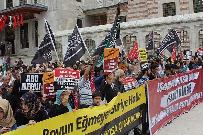 ABD Saldırıları Fatih Camii’nde Protesto Edildi 9