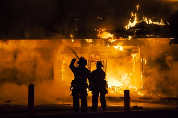 Ferguson’da Polise Yargılama Yok 13