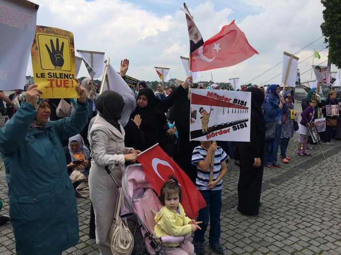 Almanya'da Katil Sisi'ye Lanet, İhvan'a Destek Yürüyüşü 16