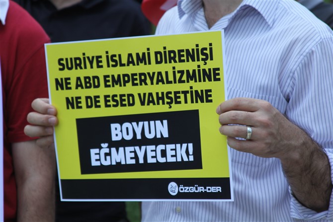 ABD'nin Suriye'deki Saldırıları Protesto Edildi 2