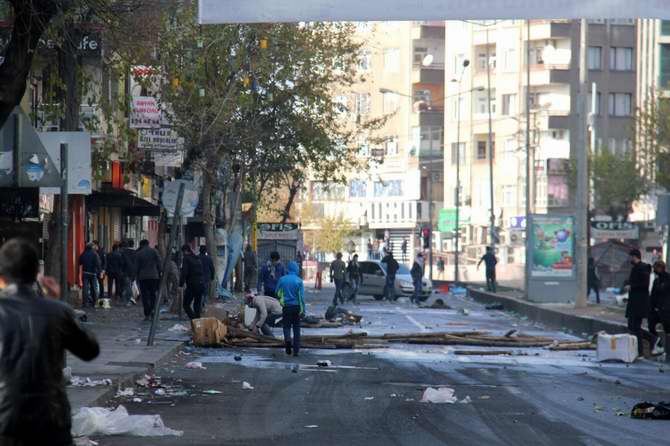 Diyarbakır Halkı HDP'nin Yürüyüşüne Destek Vermedi 1