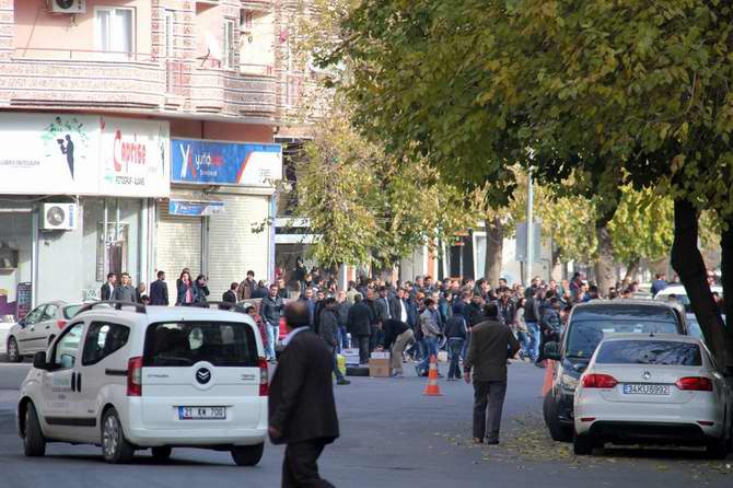 Diyarbakır Halkı HDP'nin Yürüyüşüne Destek Vermedi 13
