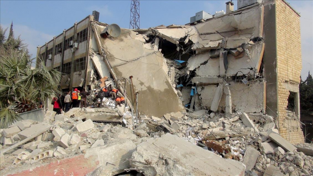 Rus Jetleri İdlib'de Mahkemeyi Vurdu: 40 Ölü 4