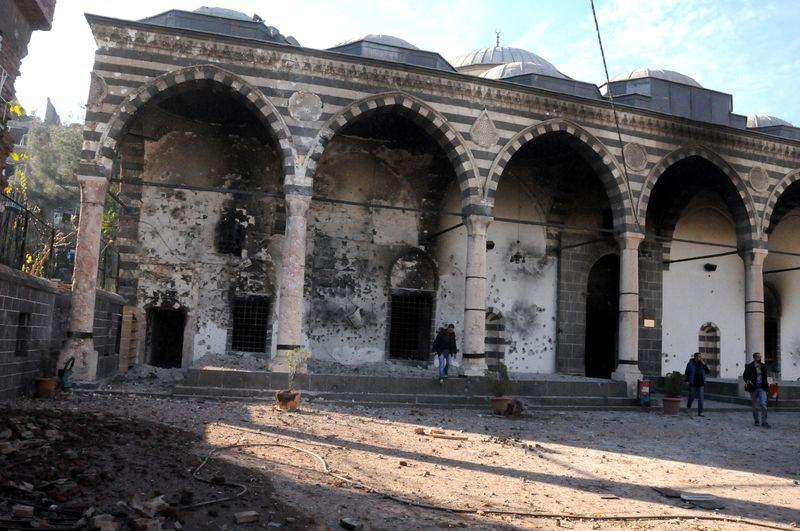 PKK'nin Yakıp Yıktığı Sur Böyle İnşa Edilecek 30
