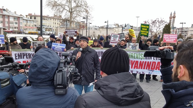 Sivas Özgür-Der Esed-İran-Rusya'nın Halep Kuşatmasını protesto Etti 1