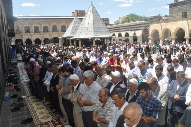 Dürümlü Katliamı Diyarbakır'da Protesto Edildi 1